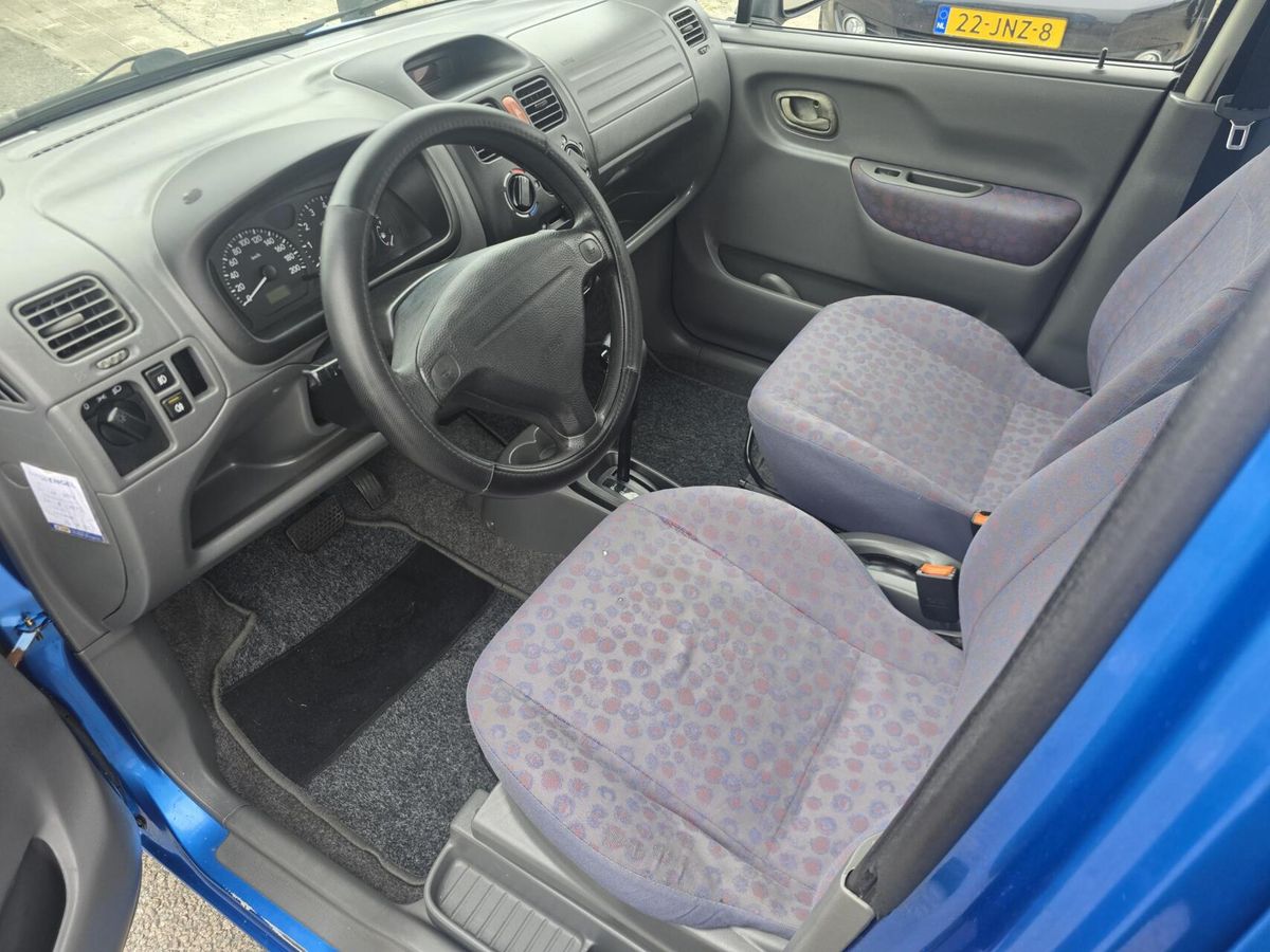 Suzuki Wagon R+, foto 9 van 19