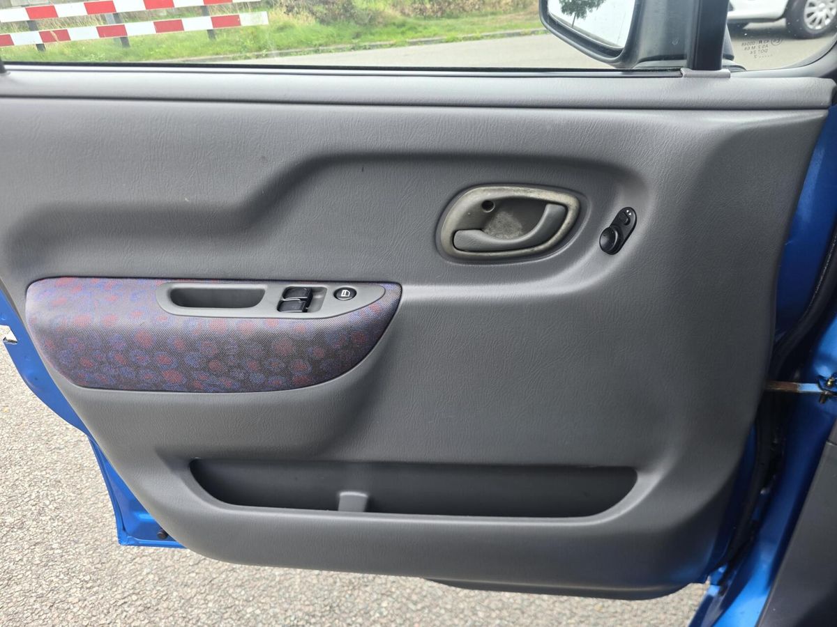 Suzuki Wagon R+, foto 11 van 19