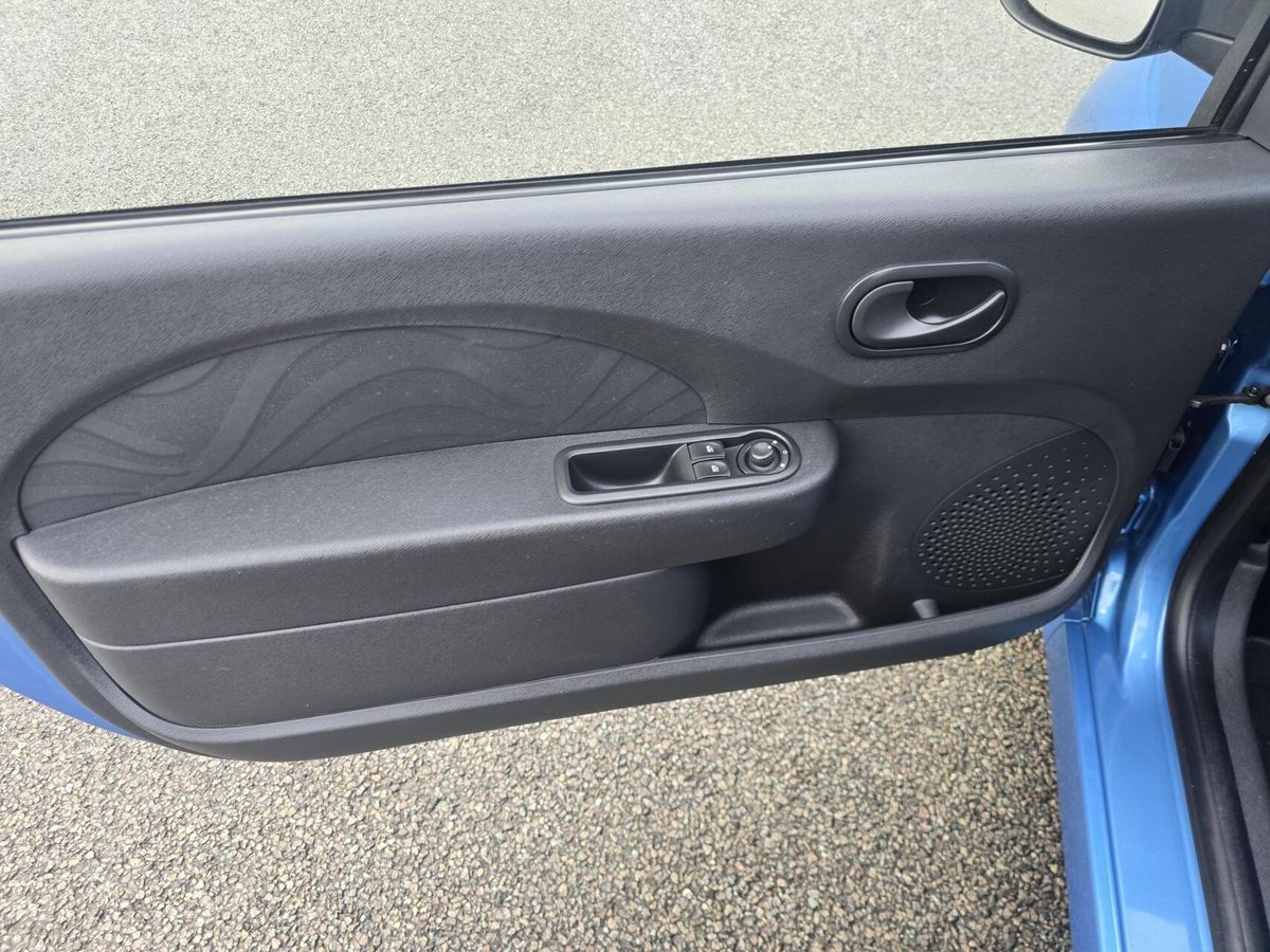 Renault Twingo, foto 12 van 17