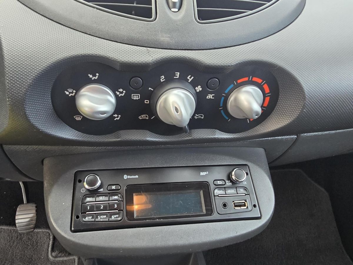 Renault Twingo, foto 14 van 17