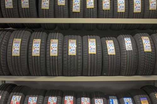 Banden bij Autobedrijf Bert Mulders
