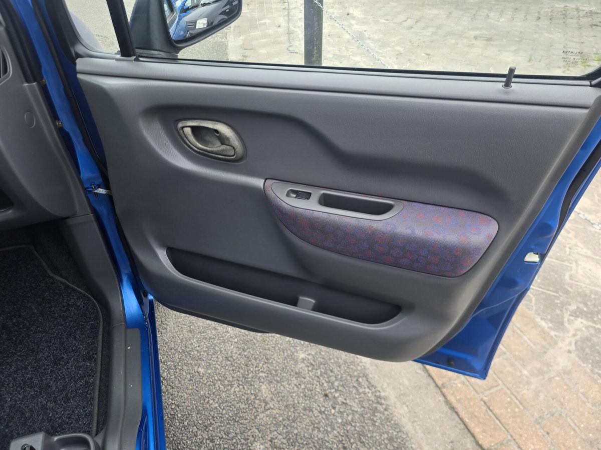 Suzuki Wagon R+, foto 14 van 19