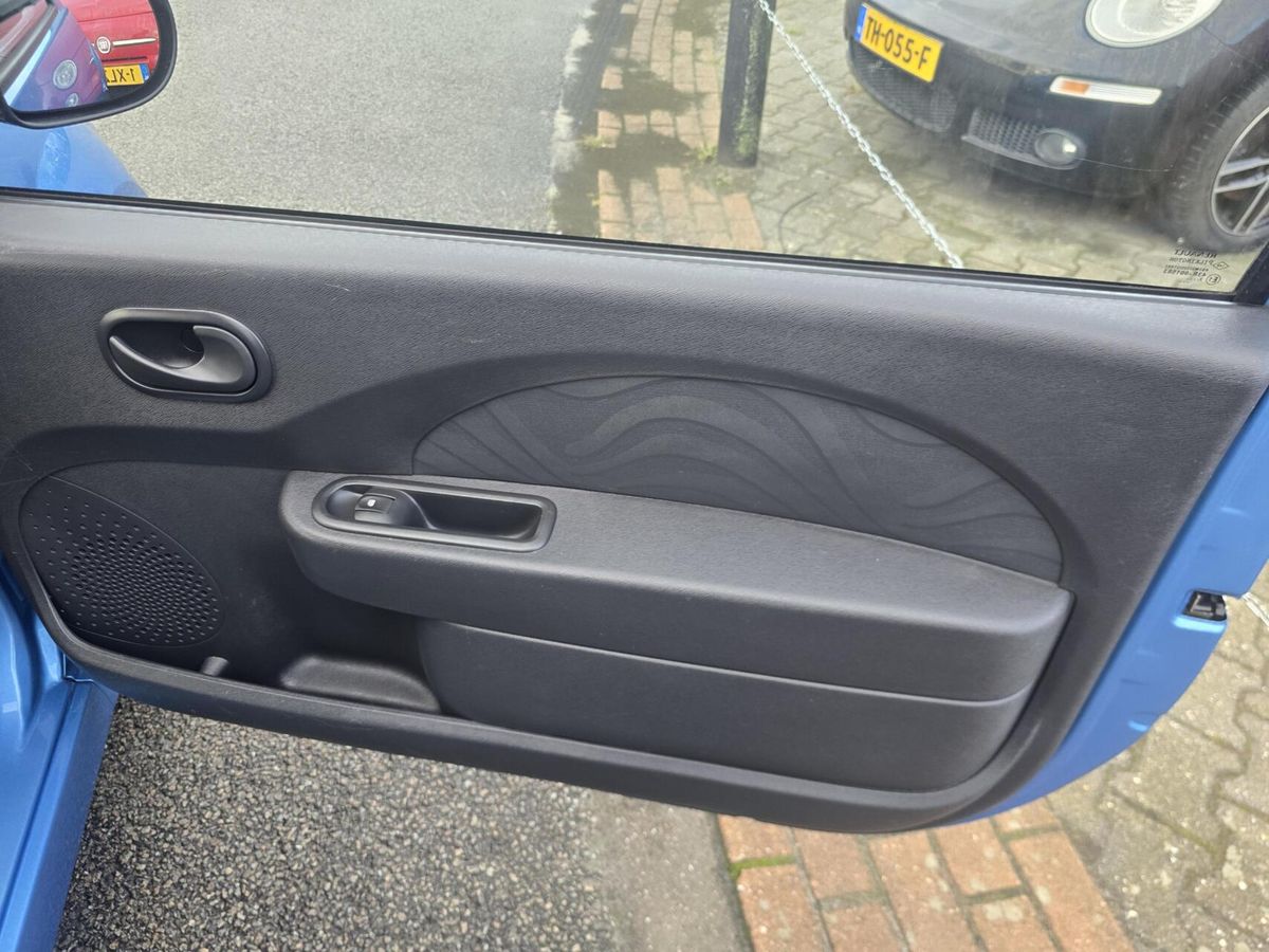 Renault Twingo, foto 11 van 17