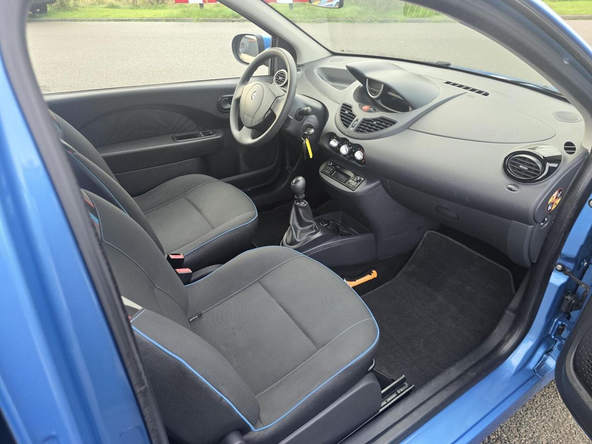 Renault Twingo, foto 10 van 17